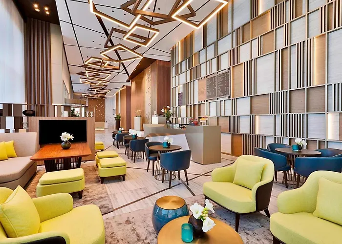 Courtyard By Marriott Dubai, Al BarshaSpa Hotel